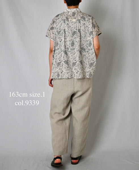 NSL26061 80s VOILE LEAF & FLOWER PRINT REGULAR COLLAR FRENCH/SL PINTUCK SHIRT