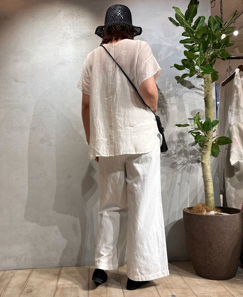 NMDS25242 80s POWER LOOM LINEN PLAIN BACK OPENING CREW-NECK S/SL EMB SHIRT