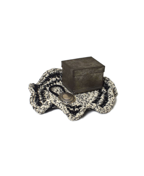 ZMD0406 DISPRAY MAT (FRILL)