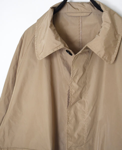 NHT2602PAI REYCLED NYLON BALMACAAN SHORT COAT WITH GUSSETED POCKET