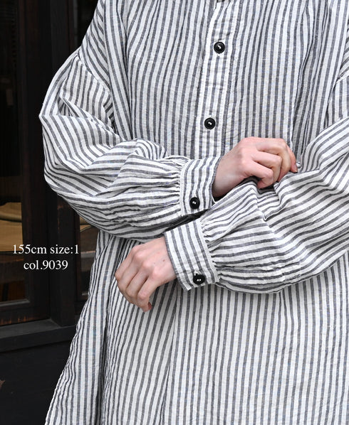 ISNAM2605S LINEN/COTTON STRIPE WORK GATHERED SHIRT
