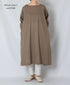 NSL26003 60s CAMBRIC PLAIN CREW-NECK BACK SIDE GATHERED DRESS WITH LINING