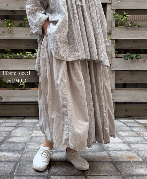 NMDS26265D 80s ORGANIC COTTON/80s LINEN PATCHWORK OVERDYE RAJASTHAN TUCK GATHERED SKIRT