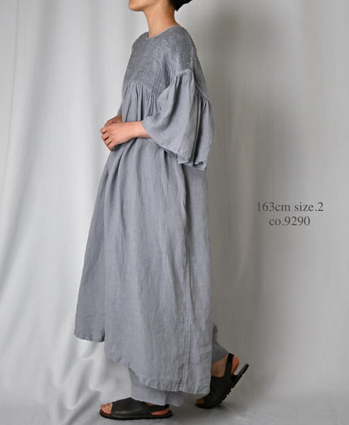 INMDS26004D 60s AUTOLOOM LINEN PLAIN OVERDYE BACK OPENING PULLOVER DRESS WITH MINI PINTUCK