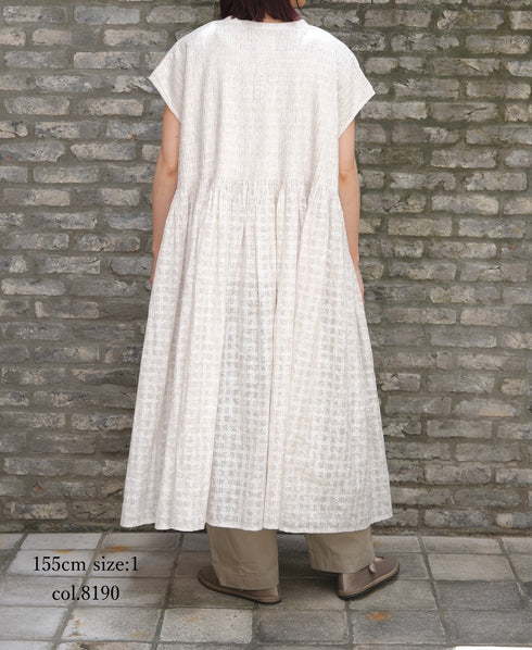 INMDS26097 POWER LOOM COTTON DOBIE CHECK FLOWER HAND SCREEN PRINT V-NECK FR/SL PULLOVER DRESS