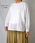 NMDS26522 60s ORGANIC CAMBRIC WITH EMB BACK OPENING CREW NECK PINTUCK & EMB SHIRT
