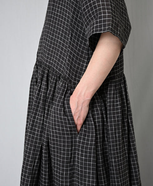 NMDS26284 80s POWER LOOM LINEN CHECK REGULAR COLLAR DRESS WITH RAJASTAN GATHER