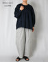 INMDS26003D 60s AUTOLOOM LINEN PLAIN OVERDYE BACK OPENING PULLOVER WITH MINI PINTUCK
