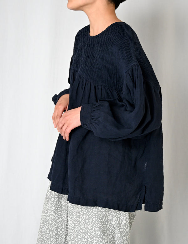 INMDS26003D 60s AUTOLOOM LINEN PLAIN OVERDYE BACK OPENING PULLOVER WITH MINI PINTUCK