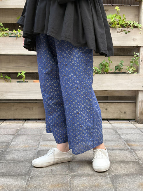NMDS26255 80s VOILE SMALL GENTIANA BLOCK PRINT EASY PANTS