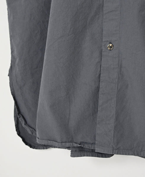 INAM2652PD 40s POPLIN OVERDYE UTILITY BANDED COLLAR LONG SHIRT