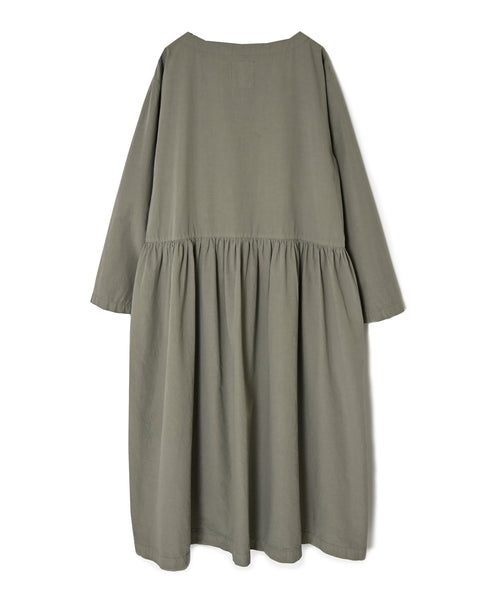 INAM2653PD 40s POPLIN OVERDYE BOAT NECK L/SL ONE-PIECE