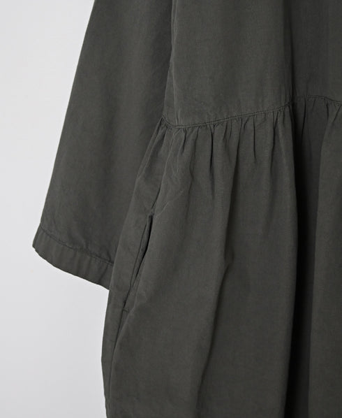 INAM2653PD 40s POPLIN OVERDYE BOAT NECK L/SL ONE-PIECE