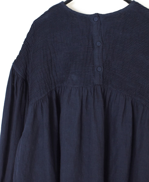 INMDS26003D 60s AUTOLOOM LINEN PLAIN OVERDYE BACK OPENING PULLOVER WITH MINI PINTUCK