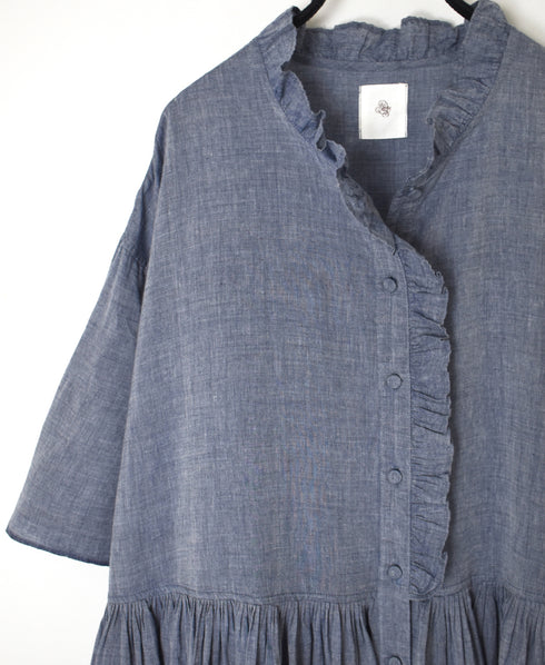 INMDS26042 HANDWOVEN YARN DYE CHAMBRAY FRILL COLLAR SHIRTS DRESS WITH RAJASTHAN GATHER