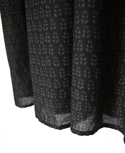 INMDS26723 80s VOILE LITTLE TREE BLOCK PRINT CREW-NECK DRESS WITH MINI PINTUCK
