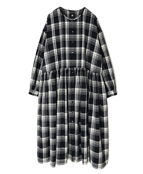 INMDS26744 HANDWOVEN HEAVY COTTON UNIQUE GINGHAM CHECK CREW NECK DRESS WITH PINTUCK