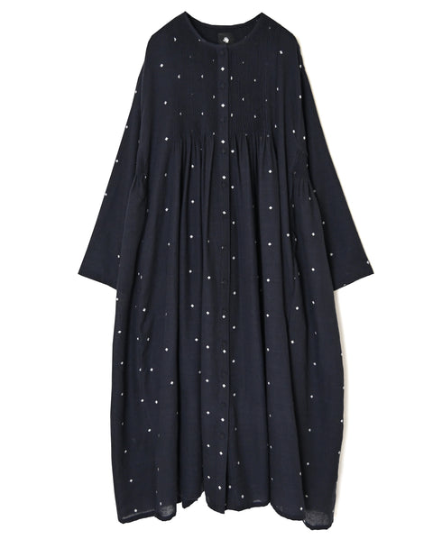 INMDS26764 BOILED WOOL SQUARE JACQUARD CREW NECK DRESS WITH MINI PINTUCK