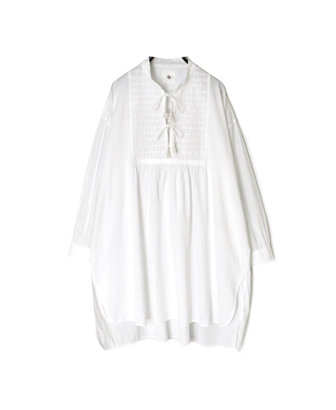 NMDS26222 60s ORGANIC CAMBRIC WITH EMB BANDED COLLAR EMB TUNIC