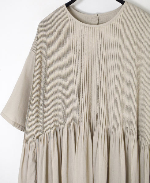 NMDS26243 80s ORGANIC COTTON VOILE CREW-NECK HALF/SLEEVE DRESS WITH MINI PINTUCK