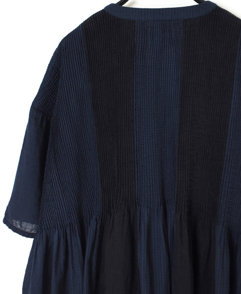 NMDS26262D ORGANIC COTTON/LINEN PATCHWORK OVERDYE V-NECK S/SLEEVE SHIRT WITH MINI PINTUCK