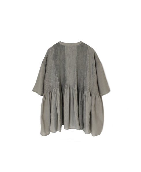 NMDS26262D ORGANIC COTTON/LINEN PATCHWORK OVERDYE V-NECK S/SLEEVE SHIRT WITH MINI PINTUCK