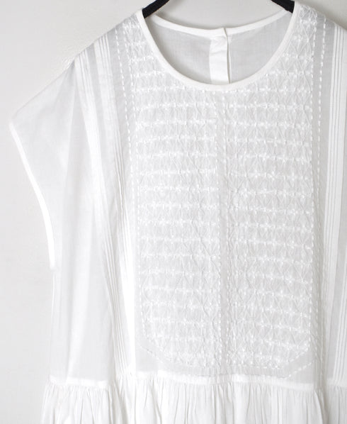 NMDS26523 60s ORGANIC CAMBRIC WITH EMB FRENCH/SL BACK OPENING DRESS
