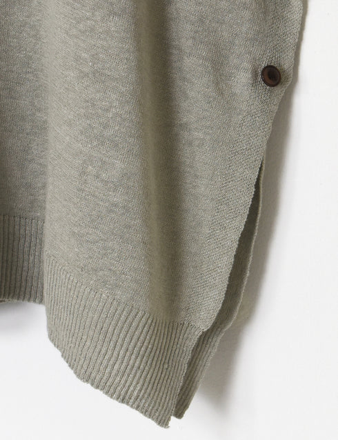 NNSL26003 12GG 1PLY LINEN/COTTON V-NECK VEST WITH SIDE BUTTON