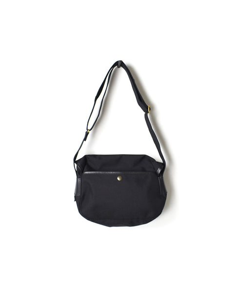 NQG0853P 600 DENIER PVC SOPHIE (S) WITH BACK POCKET