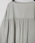 NSL26003 60s CAMBRIC PLAIN CREW-NECK BACK SIDE GATHERED DRESS WITH LINING