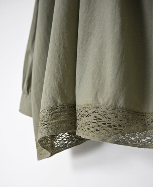 NSL26552 60s COTTON CAMBRIC PLAIN WITH LACE LACE & STRING COLLAR GATHERED SHIRT