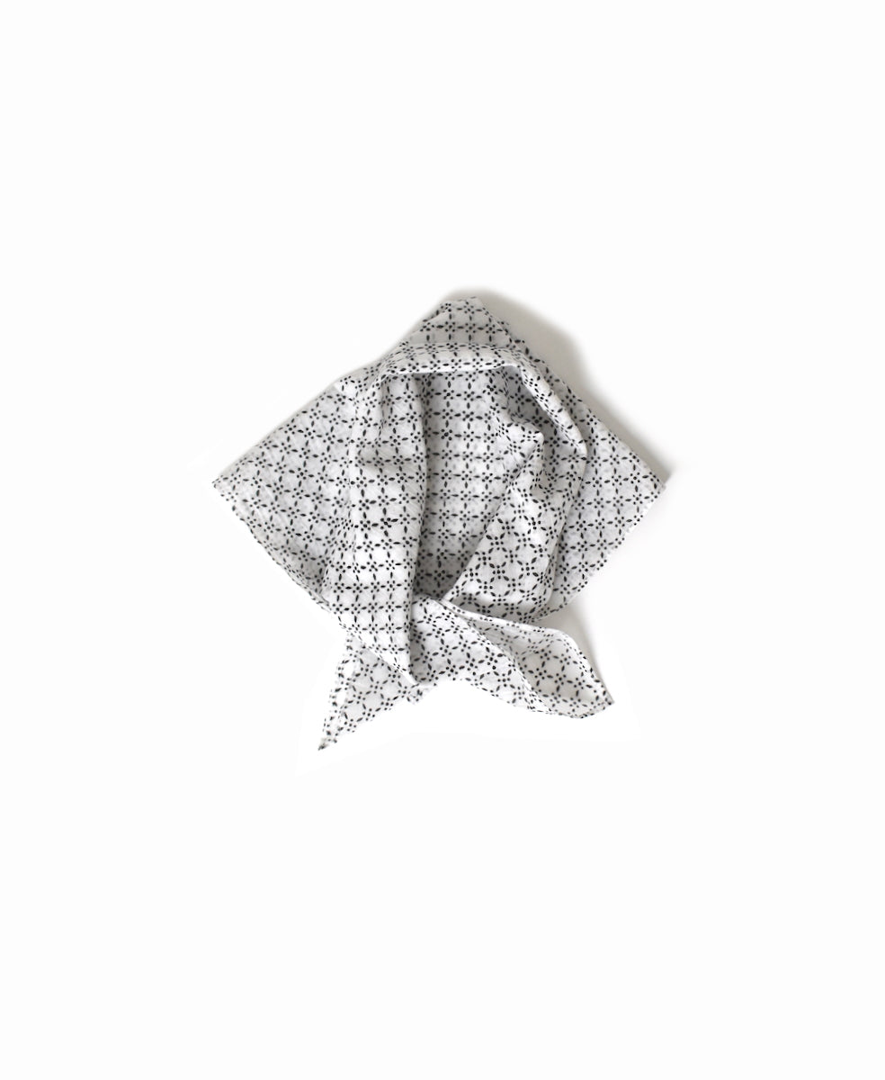 ZMD0408 BLOCK PRINT SCARF 60×60㎝