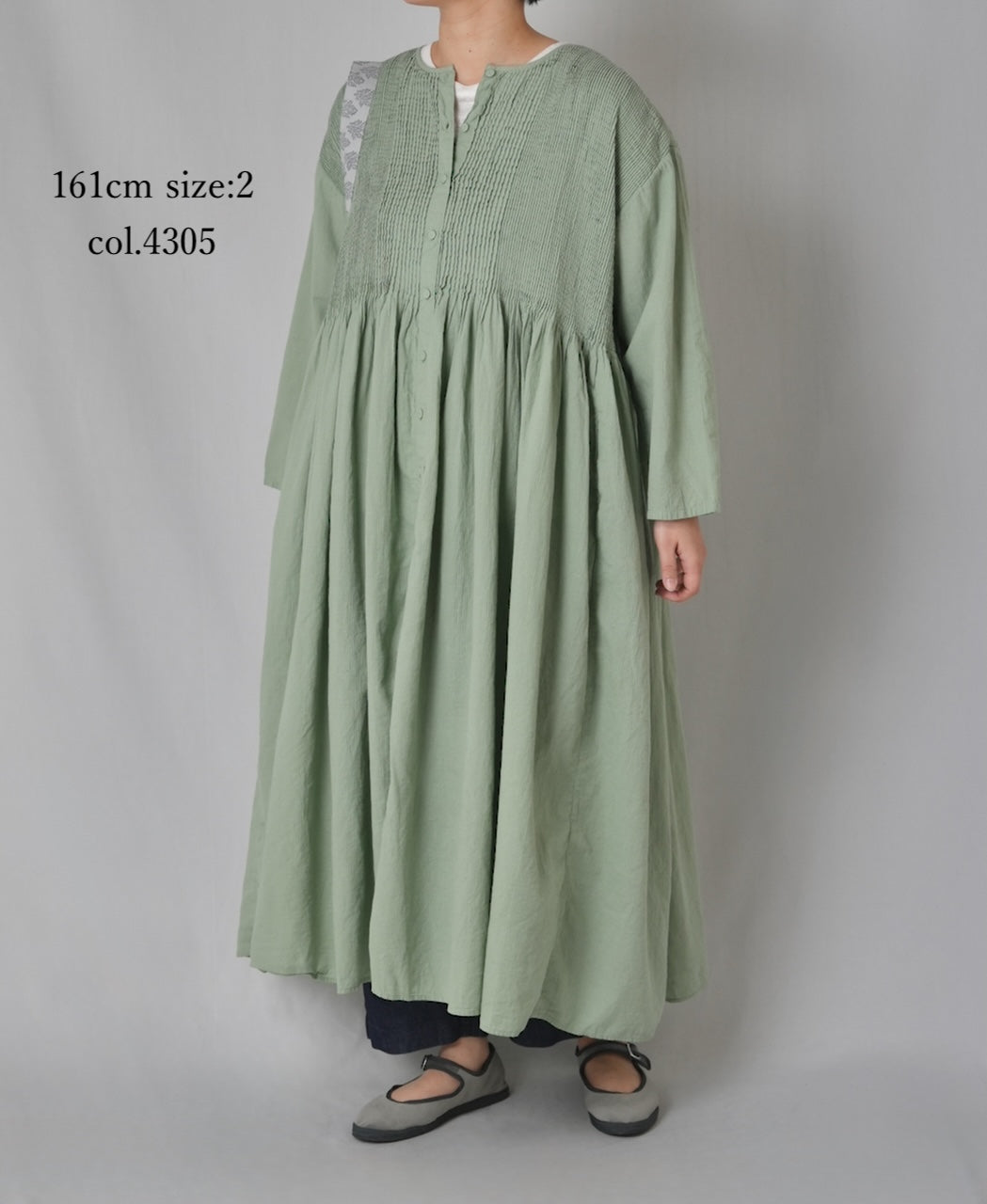 NMDS26234D 80s ORGANIC MICRO CHECK OVERDYE CREW-NECK BUTTON SHIRT MAXI DRESS WITH MINI PINTUCK