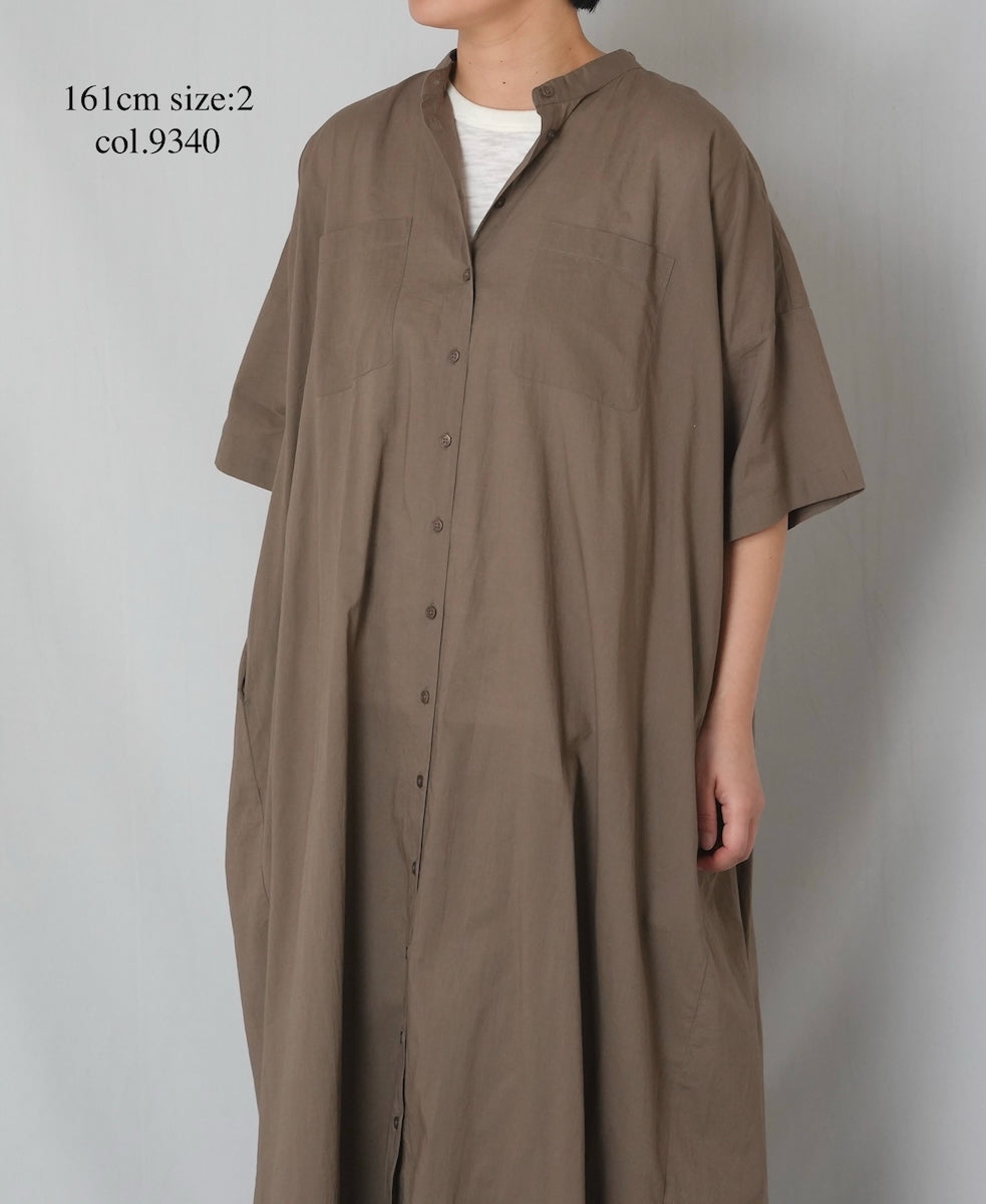 NSL26004 60s CAMBRIC PLAIN BANDED COLLAR BACK SIDE GATHERED DRESS