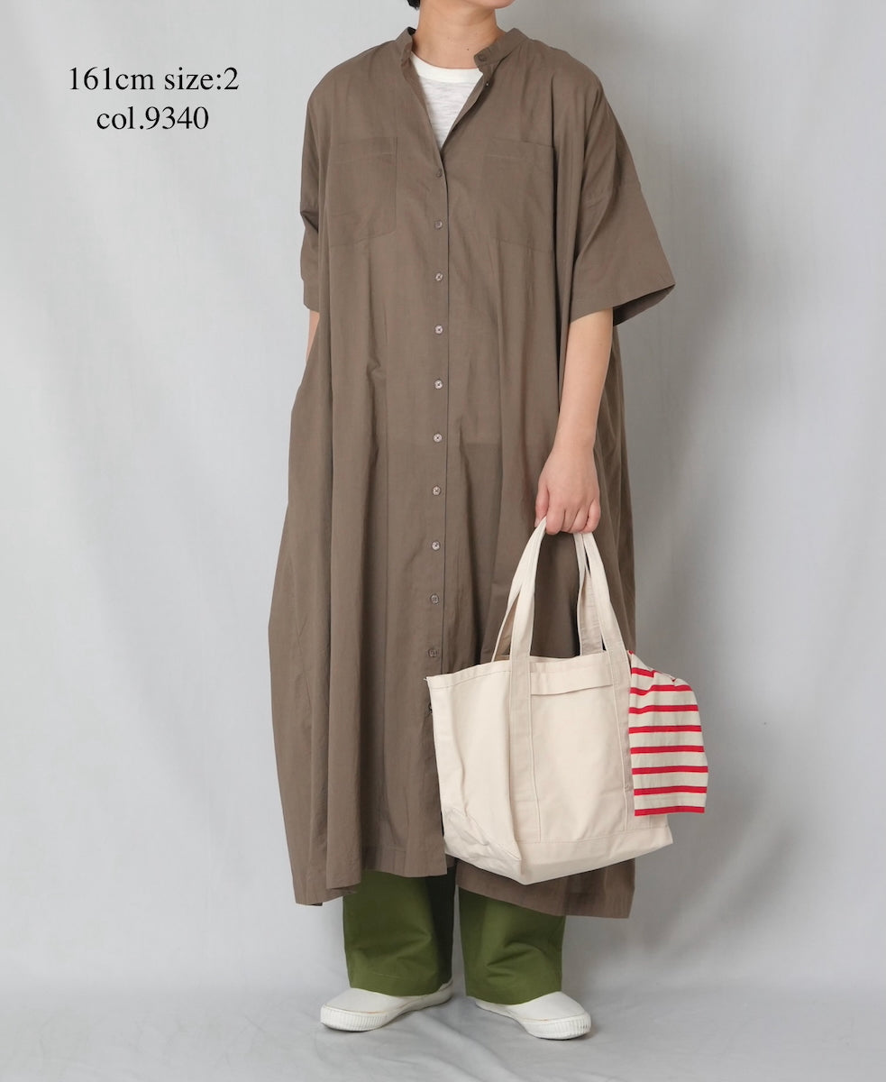 NSL26004 60s CAMBRIC PLAIN BANDED COLLAR BACK SIDE GATHERED DRESS