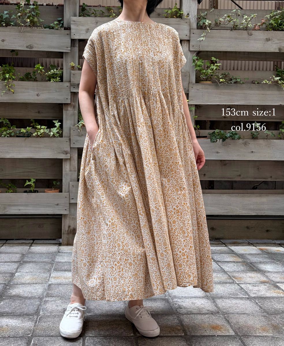 INMDS26104 80s COTTON FLOWER BLOCK PRINT FRENCH/SL DRESS WITH RANDOM PLEATS