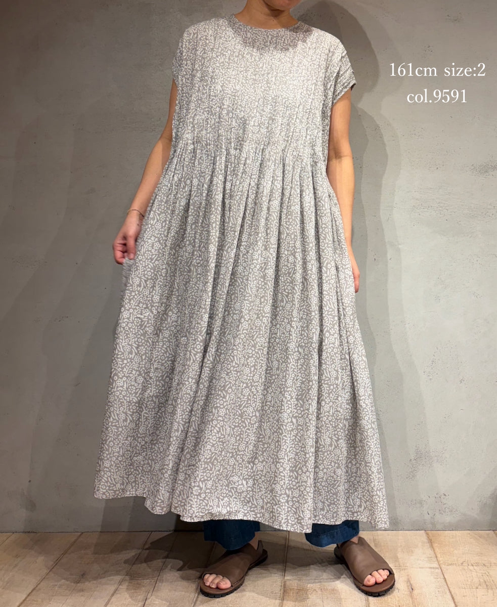 INMDS26104 80s COTTON FLOWER BLOCK PRINT FRENCH/SL DRESS WITH RANDOM PLEATS