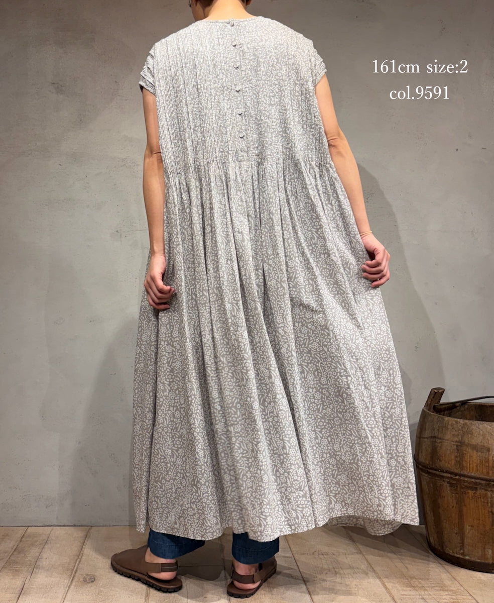 INMDS26104 80s COTTON FLOWER BLOCK PRINT FRENCH/SL DRESS WITH RANDOM PLEATS