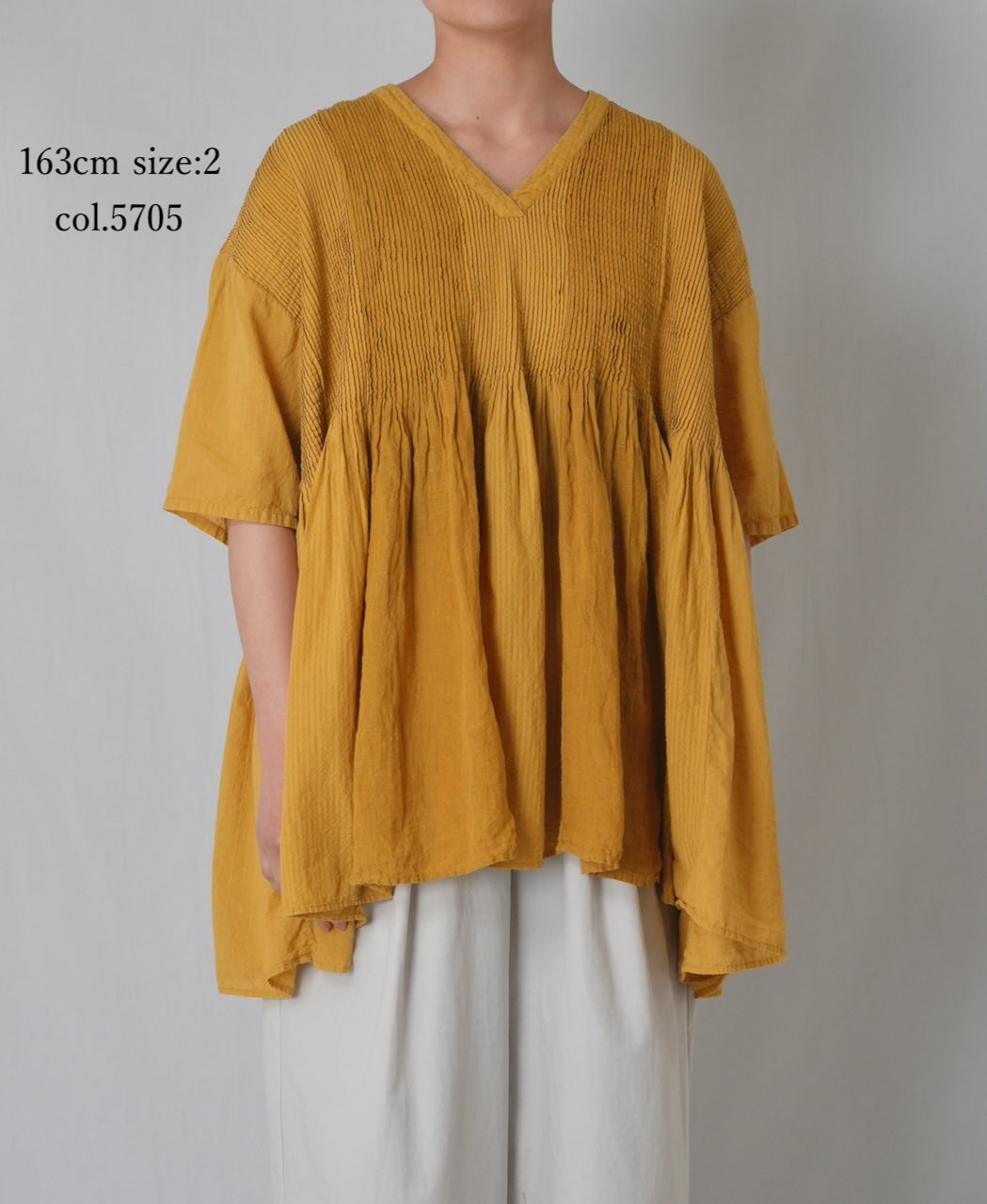 NMDS26262D ORGANIC COTTON/LINEN PATCHWORK OVERDYE V-NECK S/SLEEVE SHIRT WITH MINI PINTUCK