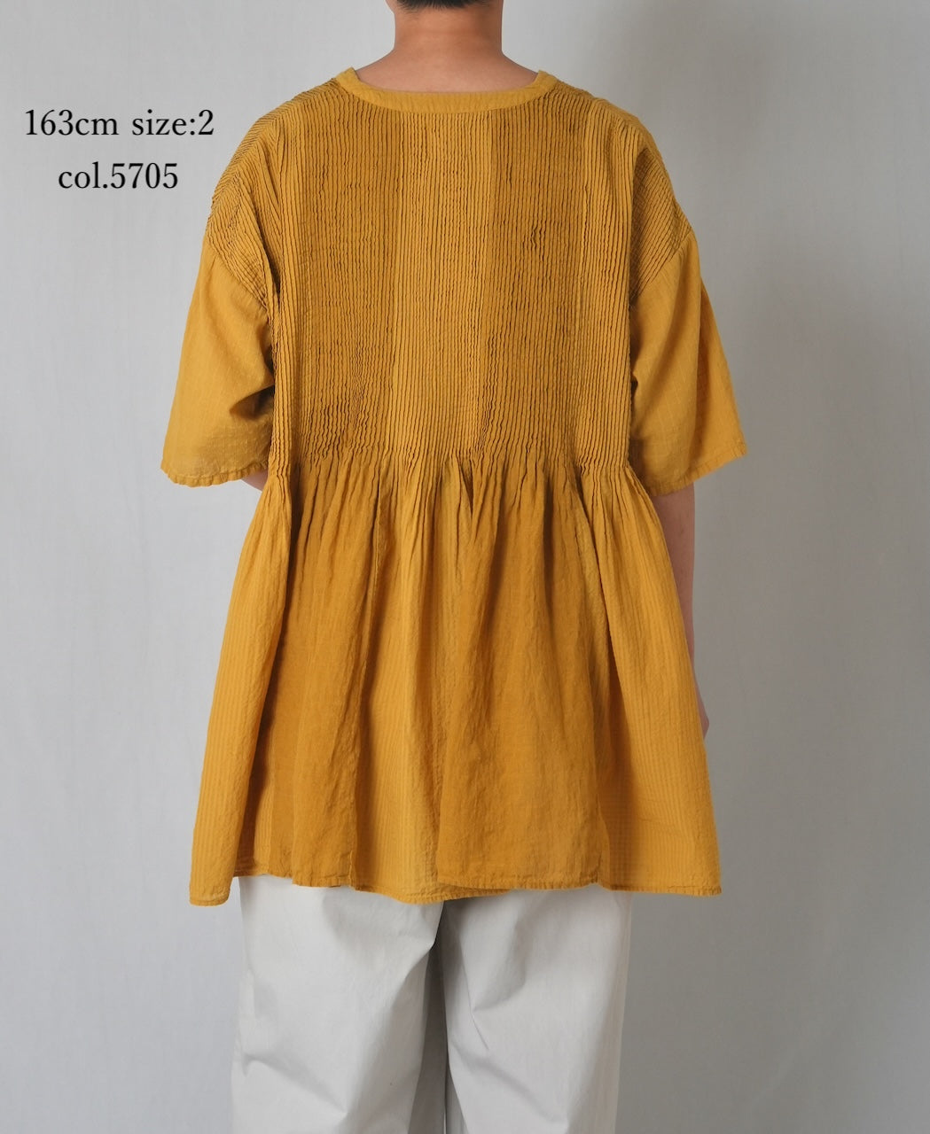 NMDS26262D ORGANIC COTTON/LINEN PATCHWORK OVERDYE V-NECK S/SLEEVE SHIRT WITH MINI PINTUCK