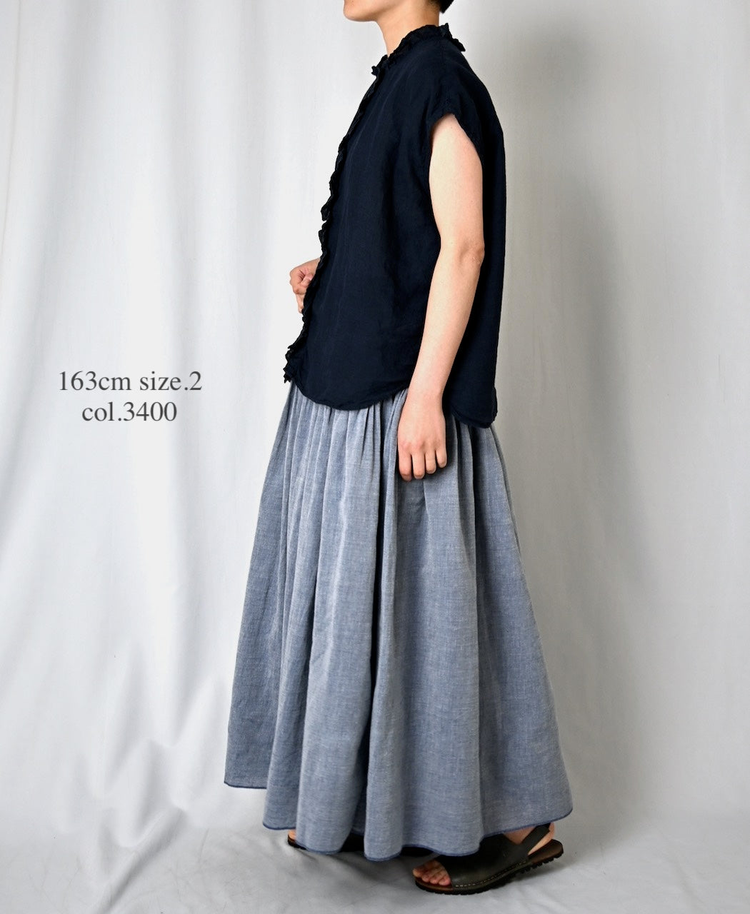 INMDS26043 HANDWOVEN YARN DYE CHAMBRAY PINTUCK FLARED SKIRT