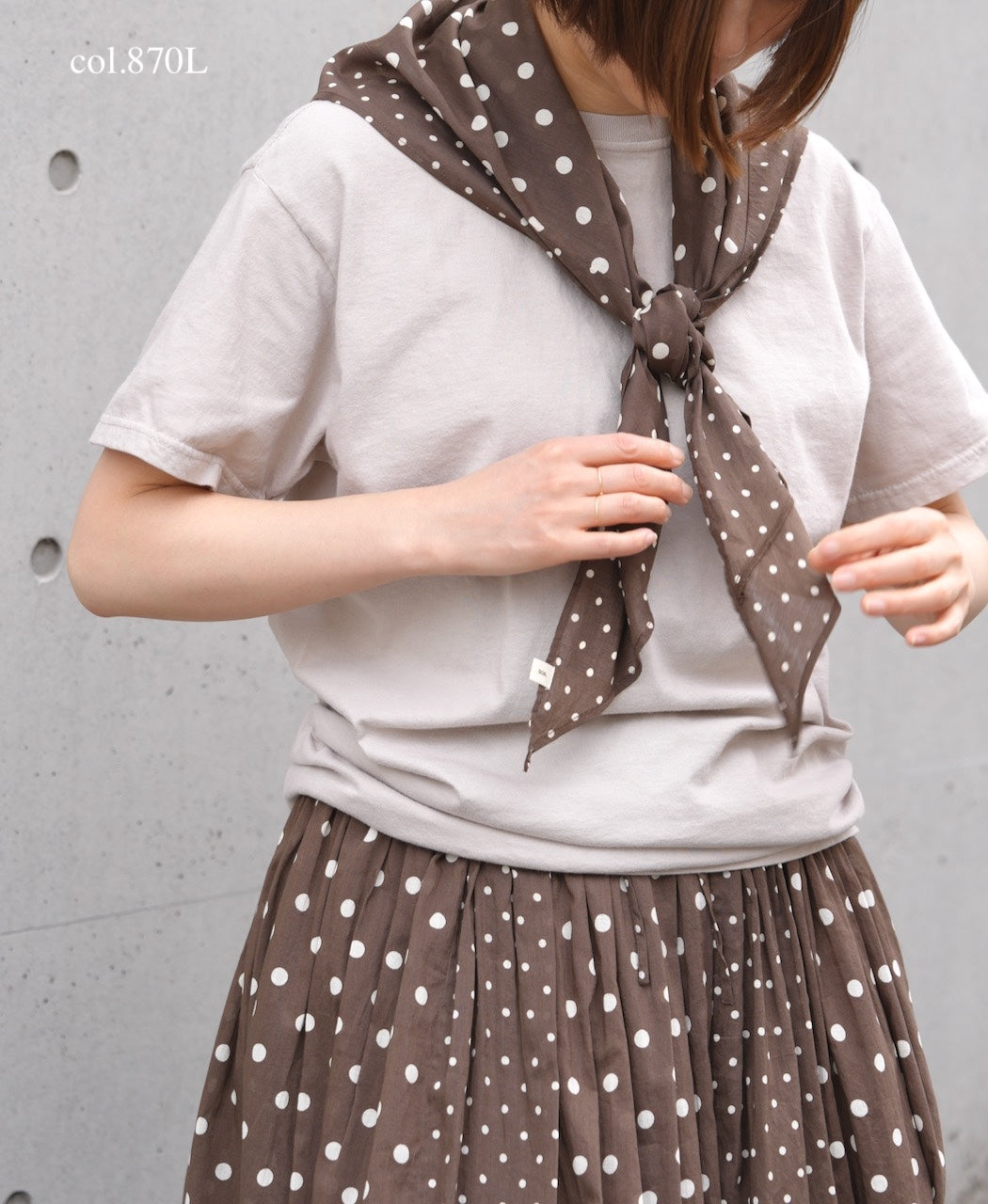 NSL26058 80s COTTON VOILE DOT PRINT TRIANGLE STOLE