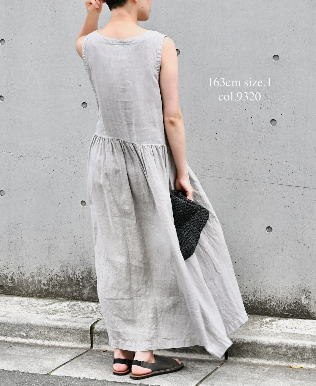 NAM1633LP LINEN PLAIN (OVERDYE) BOAT NECK NO/SL ONE-PIECE