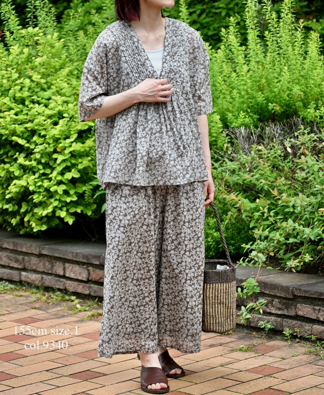 NSL26075 80s VOILE TWO TONE FLOWER PRINT WIDE EASY PANTS