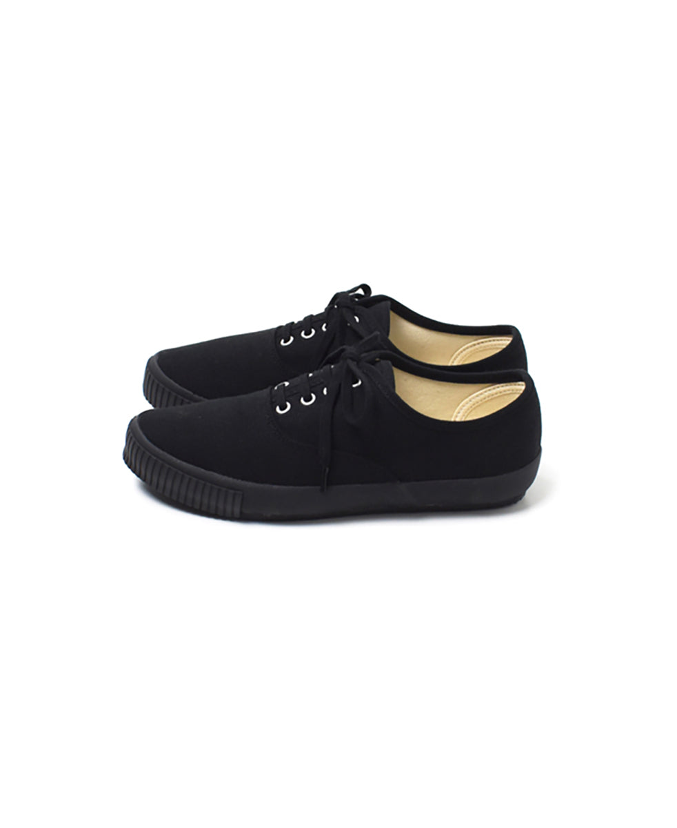 CNSL1301 LOW-CUT SNEAKER