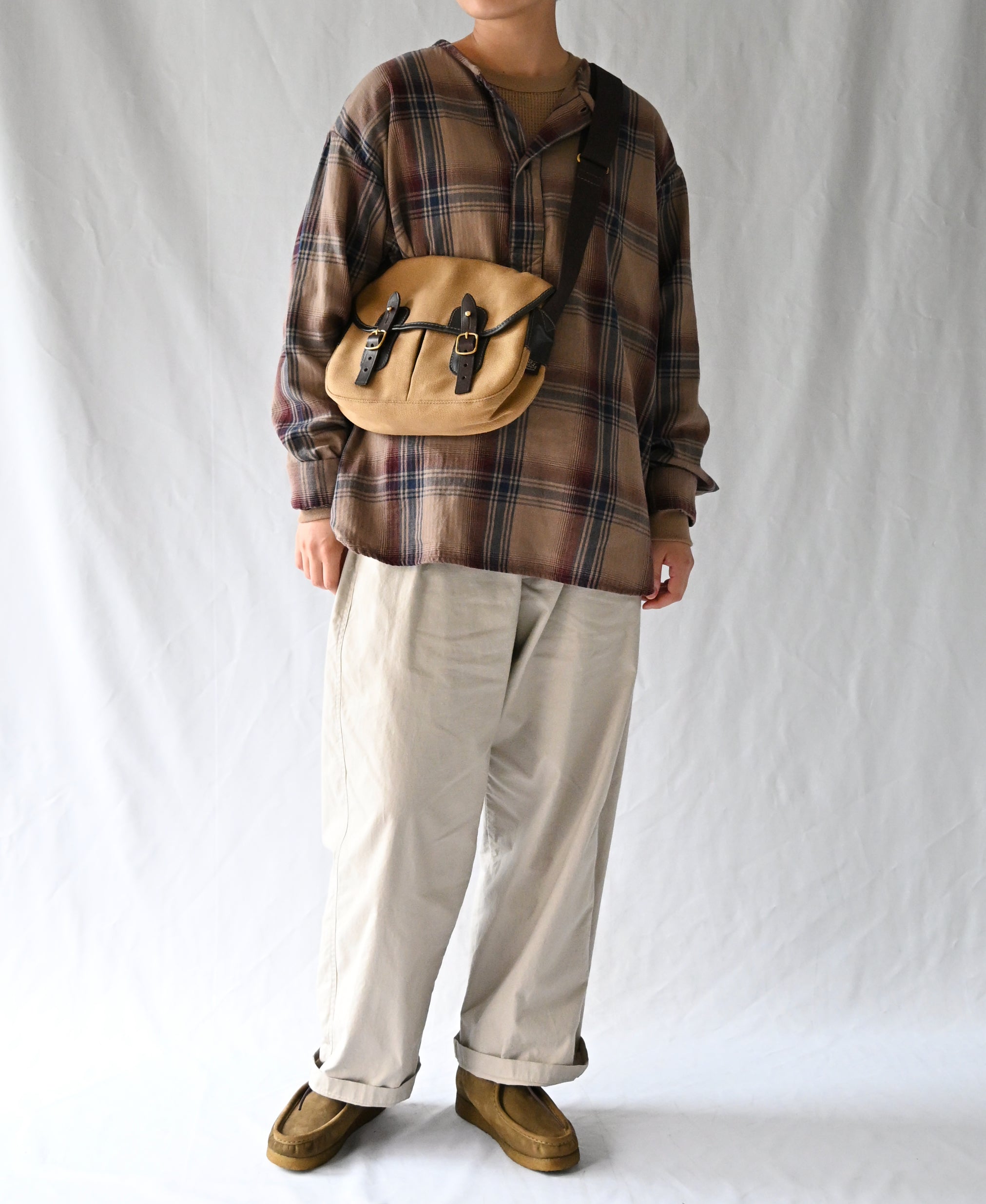 163cm　size:44　col.8950