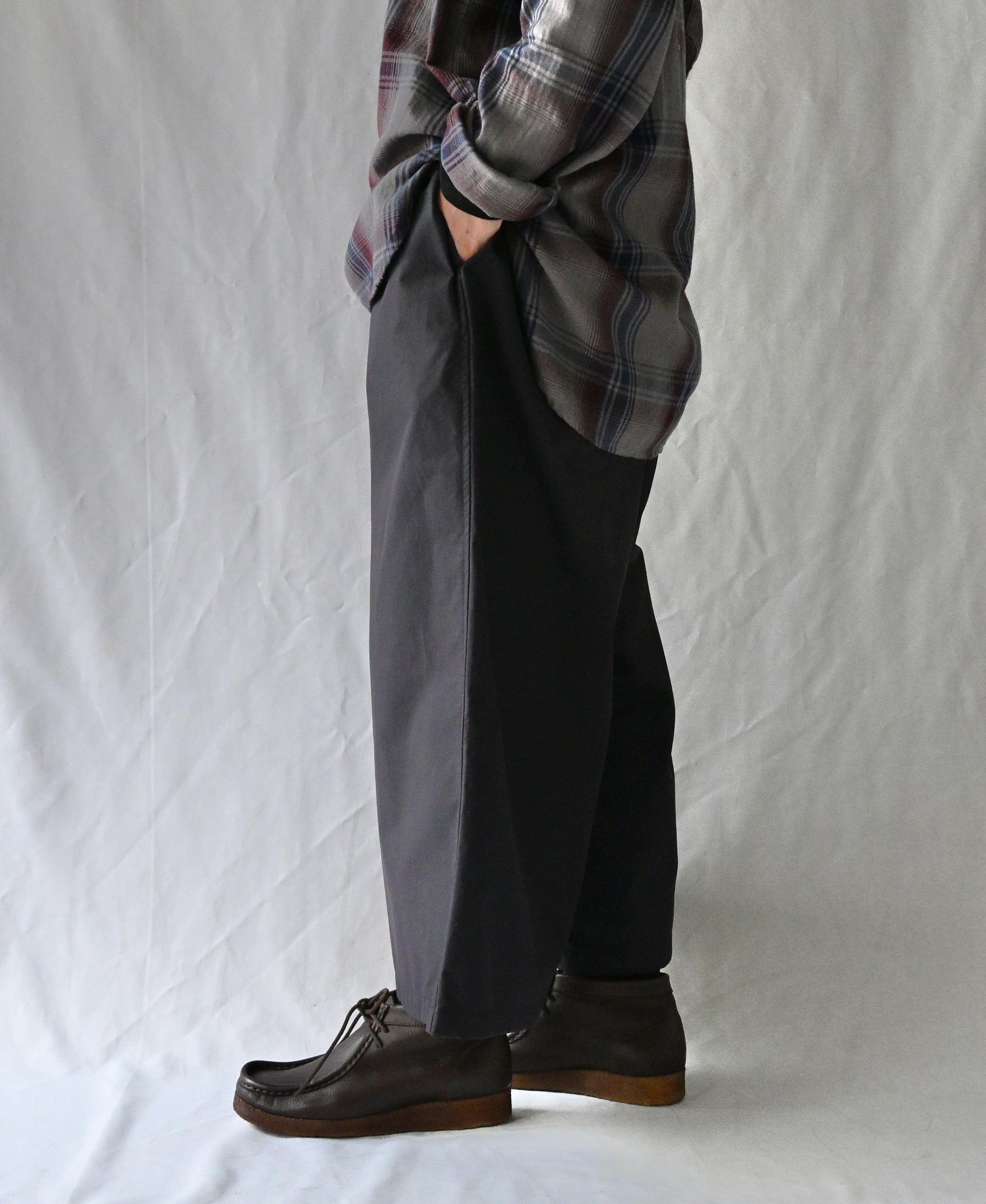 155cm　size:42　col.3850