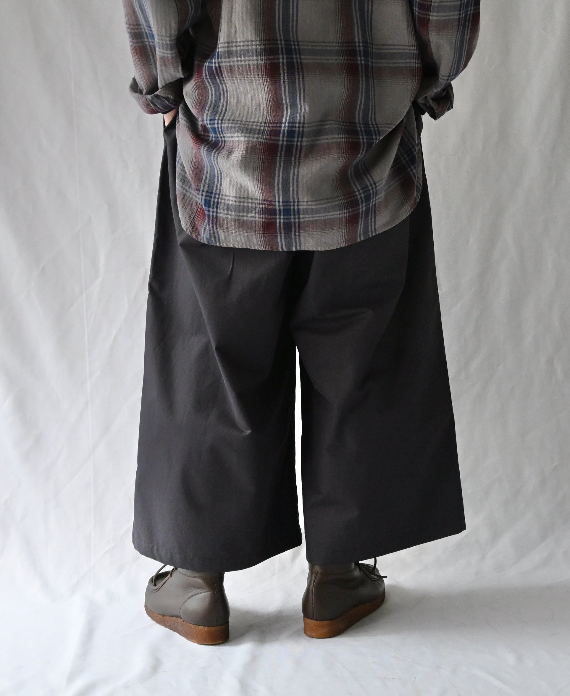 155cm　size:42　col.3850