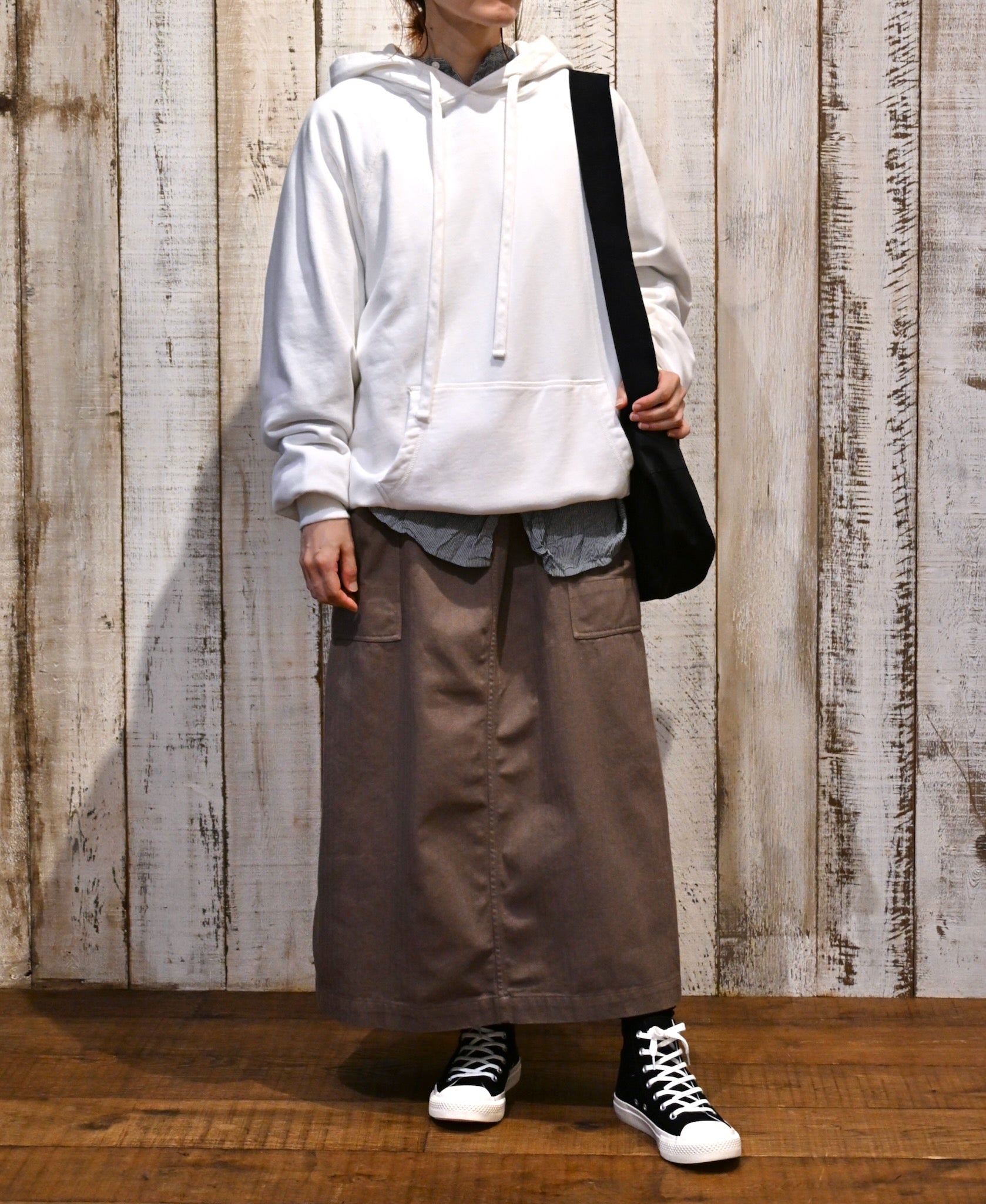 155cm　size:46　col.9000
