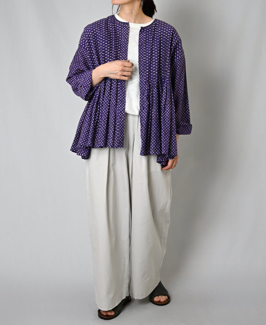INMDS26083 80s VOILE SQUARE BLOCK PRINT CREW NECK BUTTON SHIRTS WITH MINI PINTUCK